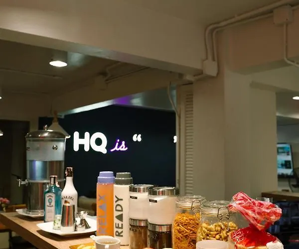 Hq 실롬 * 방콕